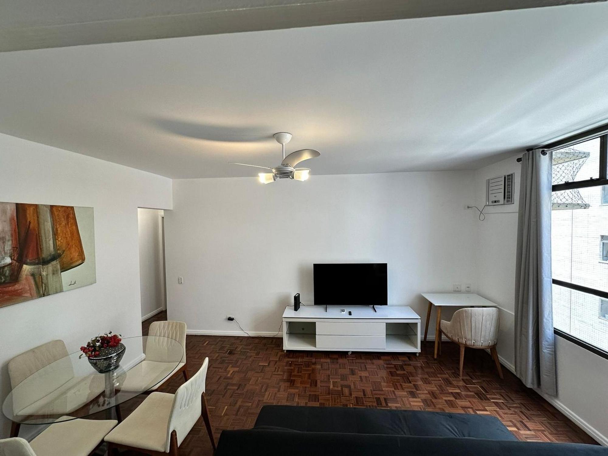 Frente Mar Com Garagem, Ar Condicionado E Wi-fi Gratis Em